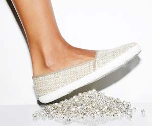 Sandshoes by Alvarez & Moixonet
